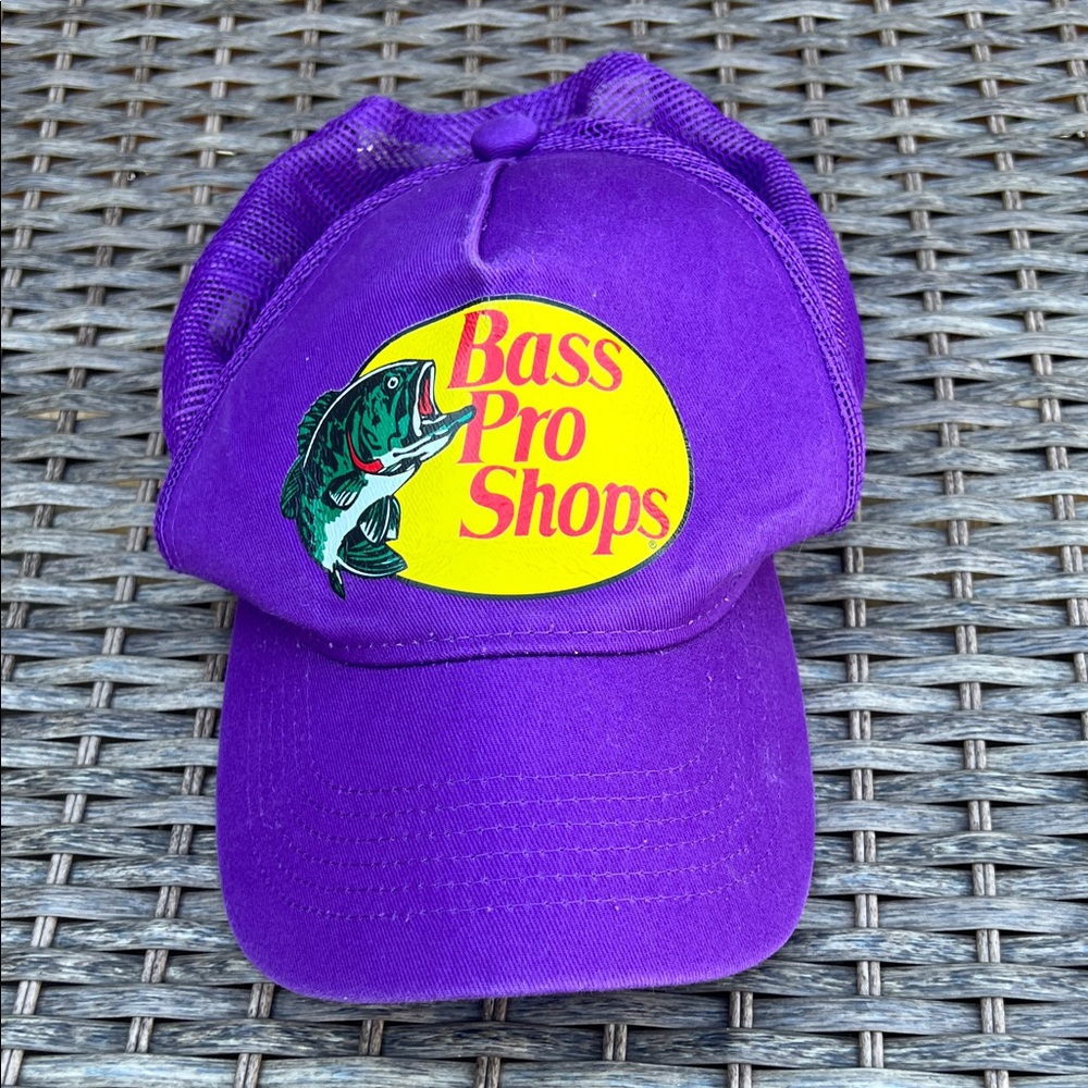 Bass Pro Shops Purple and Yellow Fish Trucker Hat Unisex One Size Fits Most‎